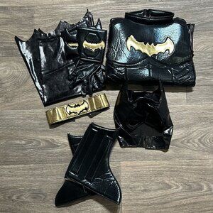 Batman Costume Kids Size Medium Superhero Halloween Jumpsuit with Cape